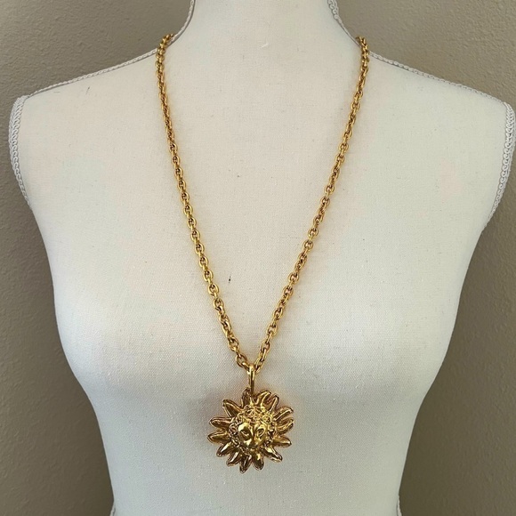 Chanel Vintage Lion CC Ornament Pendant Necklace - Picture 1 of 9